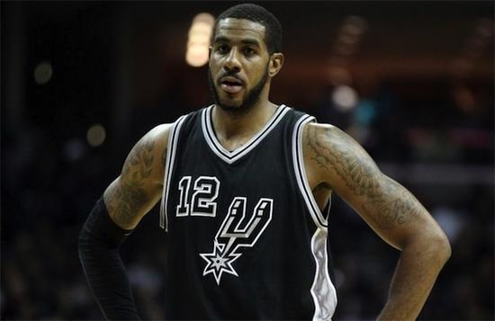 在中场位置 在中场位置