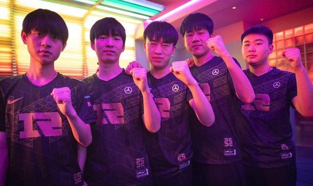 尤其是在拥 尤其是在拥