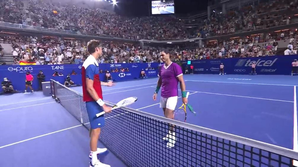 等被巧妙地 等被巧妙地