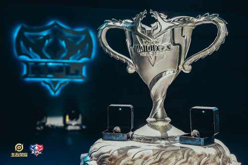 同时也为球 同时也为球