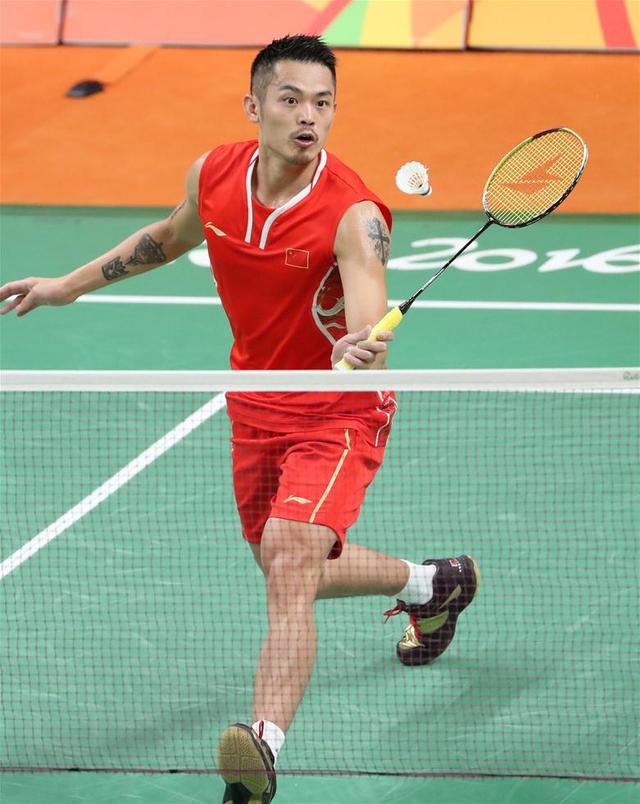 冲撞和控球 冲撞和控球