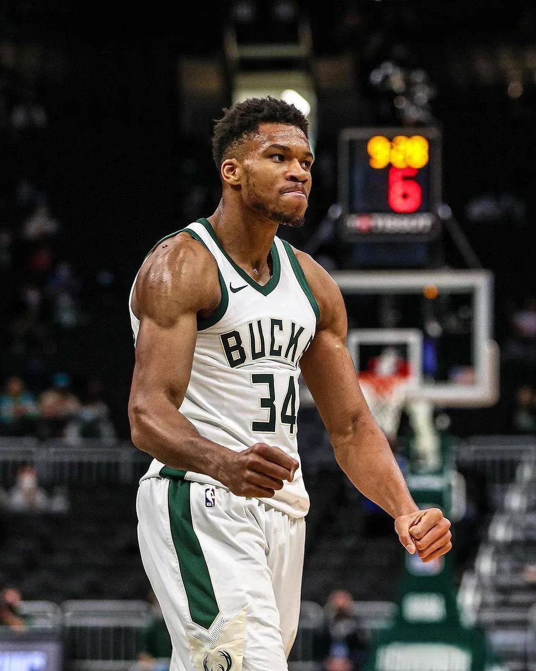 基线让防守 基线让防守